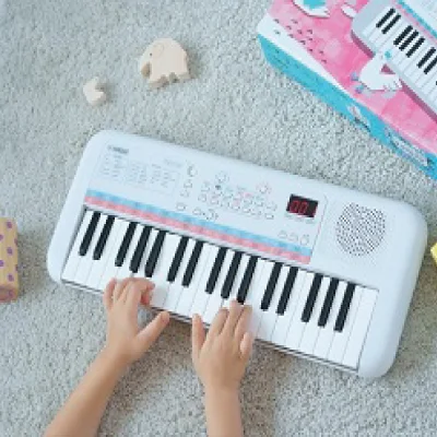 Yamaha PSS-E30 Keyboard - Image 2